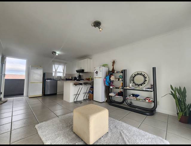 2 BEDROOM APARTMENT SOLD IN GOODWOOD ESTATE